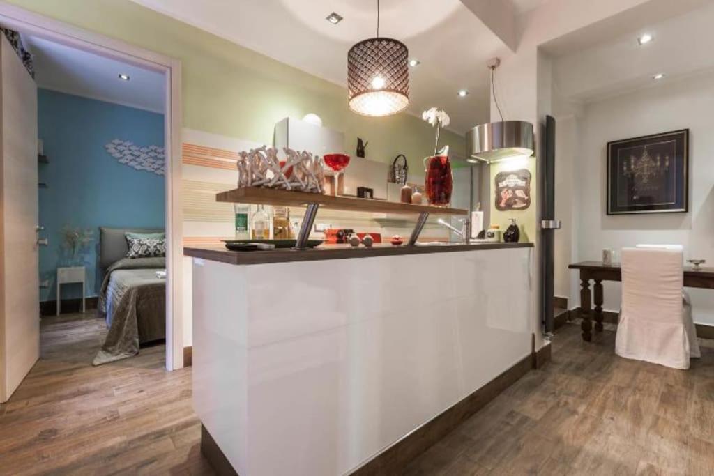Lily'S - Near Harbor And Downtown With Terrace - Italy Flat Vacation Génova Exterior foto