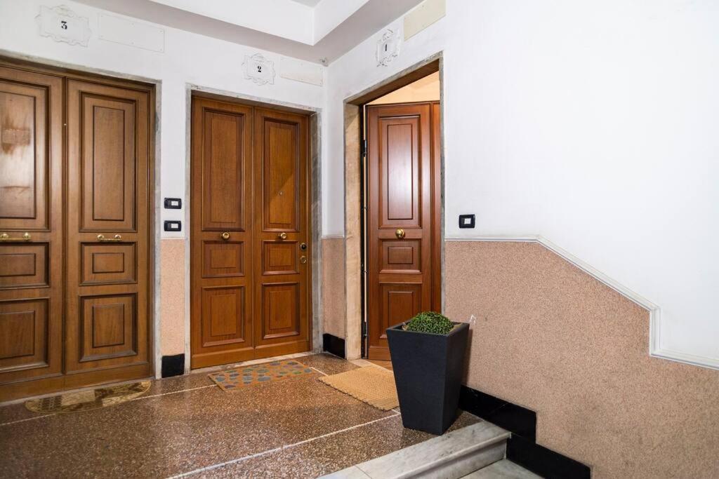 Lily'S - Near Harbor And Downtown With Terrace - Italy Flat Vacation Génova Exterior foto